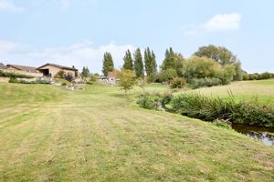 Photo 28- click for photo gallery